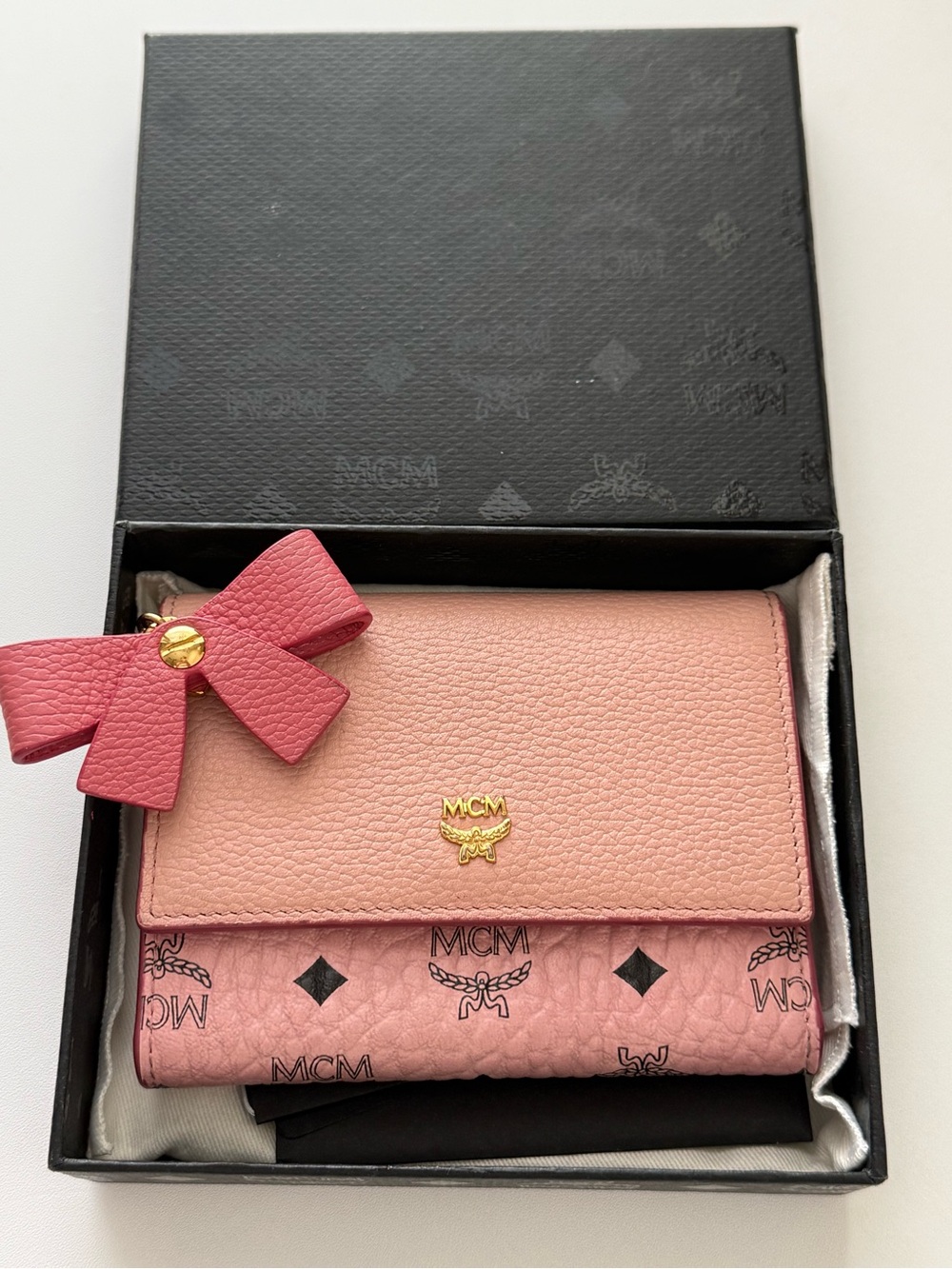 MCM Mina Bow Charm Visetos Wallet